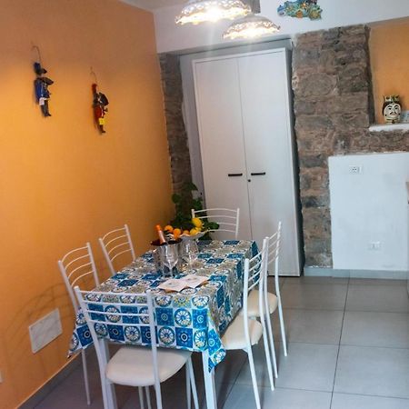 La Zagara Apartman Aci Castello Kültér fotó