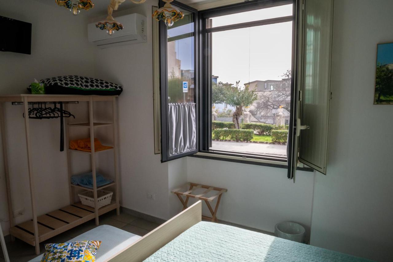 La Zagara Apartman Aci Castello Kültér fotó